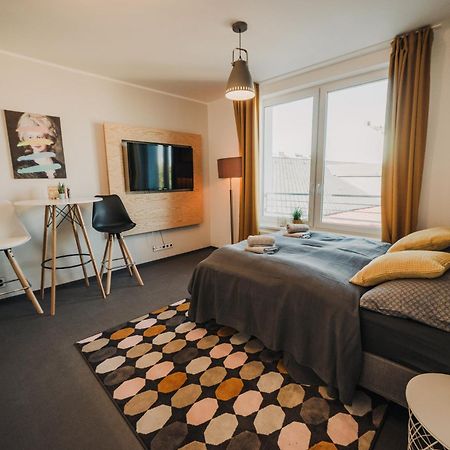 Citybeat Apartments, 400M From The Square Plzen Luaran gambar