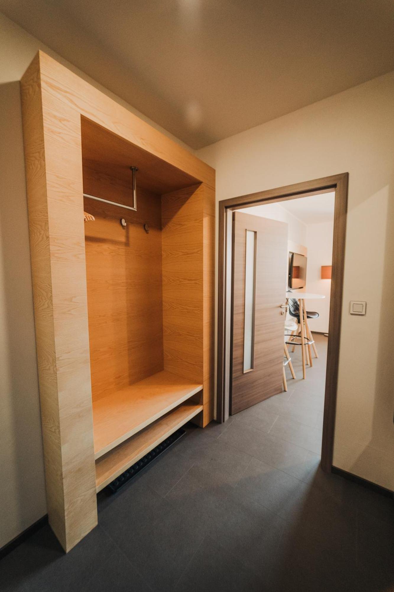 Citybeat Apartments, 400M From The Square Plzen Luaran gambar